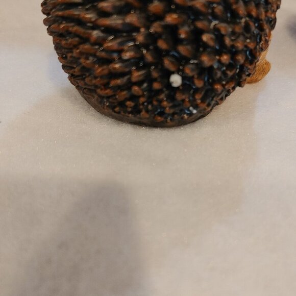Posee Decor Sculptural Little Hedgehog Statues - Picture 6 of 9